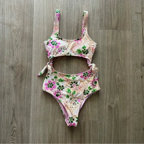NWT AERIE Pink Floral Paisley One Piece Swimsuit Size‎ XS - Picture 4 of 8